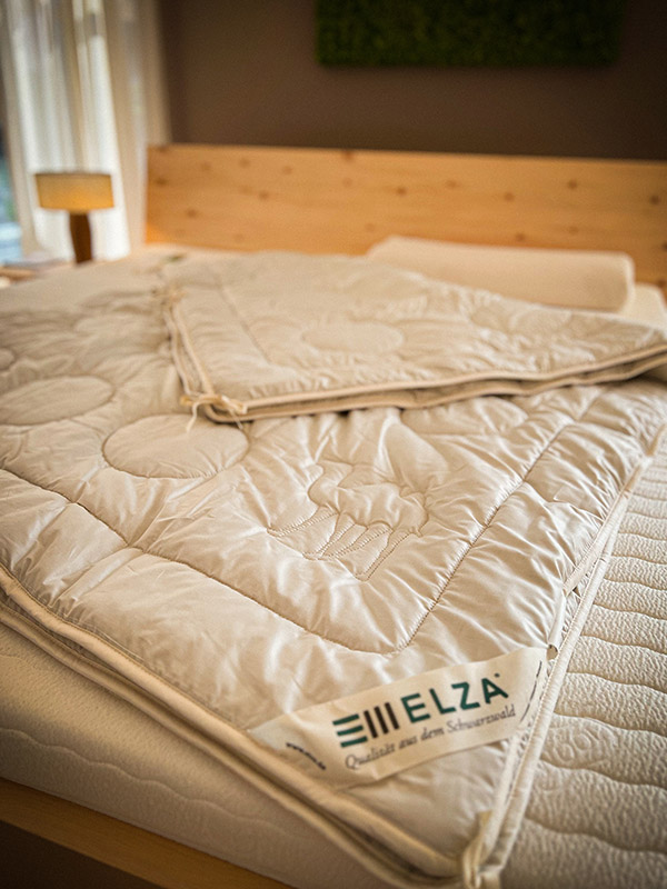 Lais Moebel Bettauflage